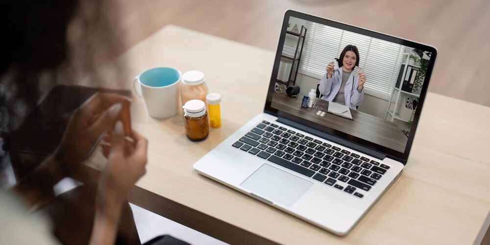 virtual administrative assistant helping a wellness center reduce workload