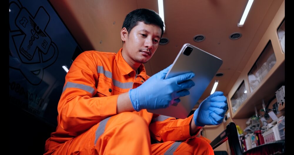 A patient care technician job falls under the umbrella category of a medical/healthcare technician. Their types depend on what a patient care tech actually does. 